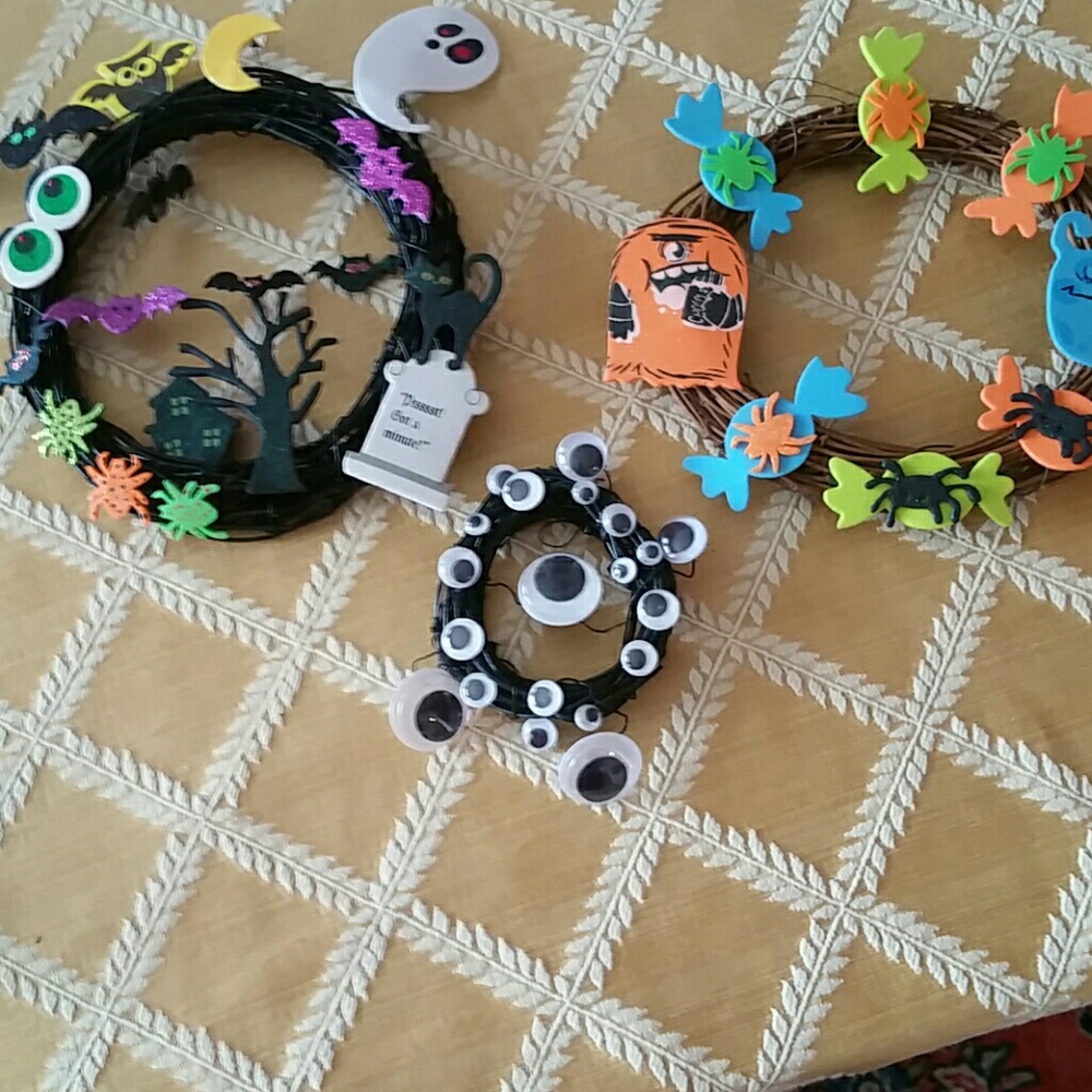 Handmade  Halloween wreaths set of 3.